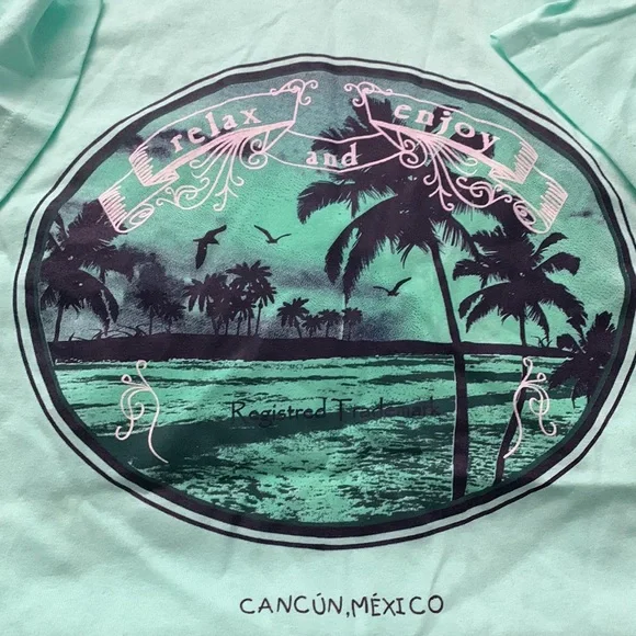 Cancun, T-shirt - Picture 2 of 2
